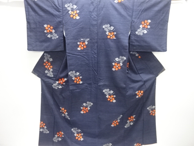 JAPANESE KIMONO / SILK / HAND WOVEN TSUMUGI / FLOWERS